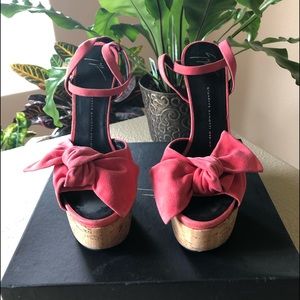 Giuseppe Zanotti Ankle Strap Platform 41 BNIB